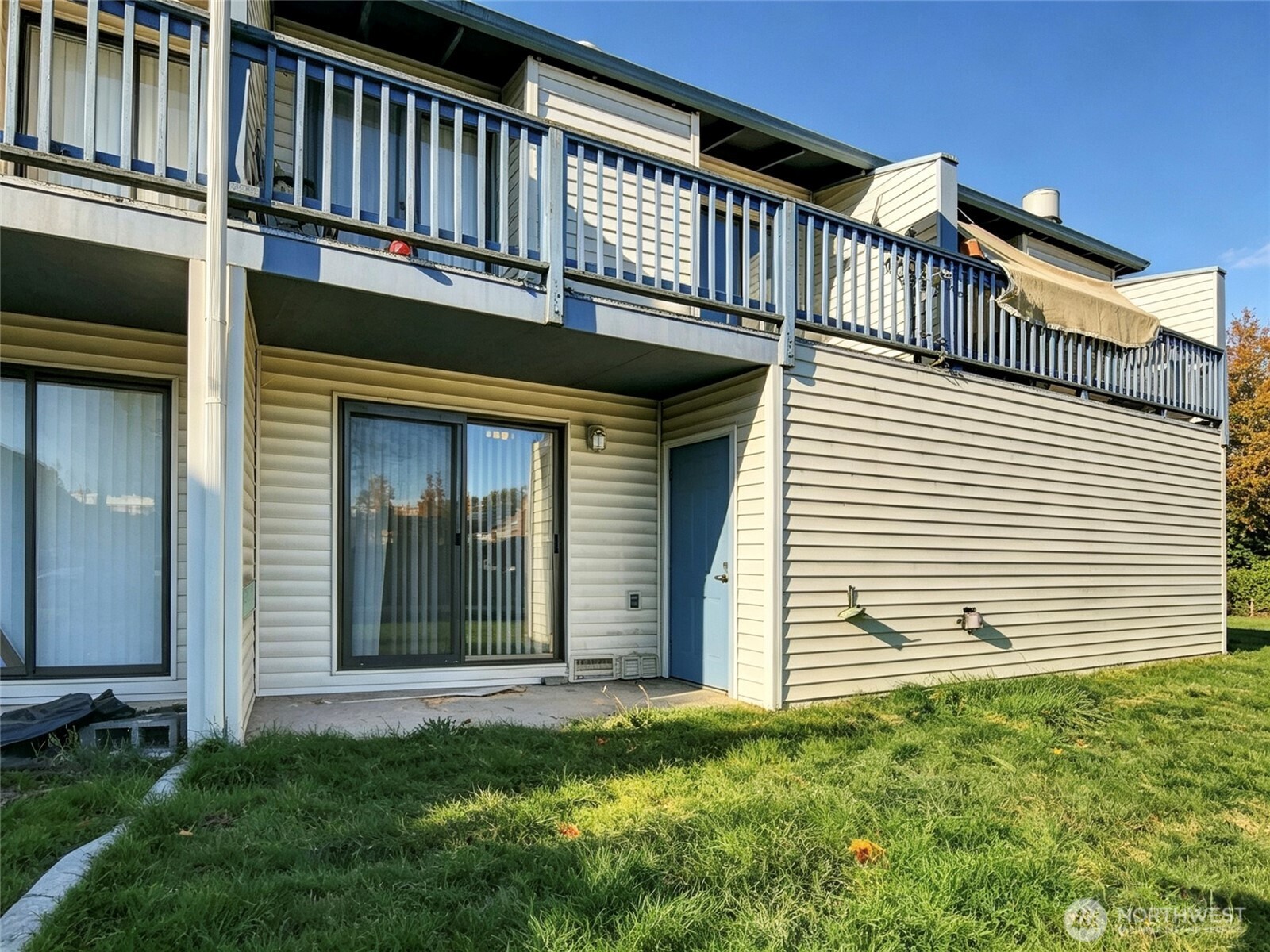 1313 W James Street #11, Kent, WA 98032