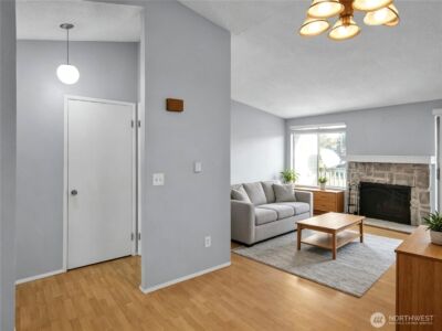 1313 W James Street #11, Kent, WA 98032 - Photo 2