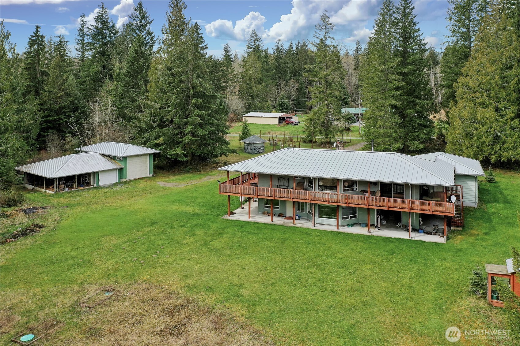 48513 144th Avenue E, Eatonville, WA 98328