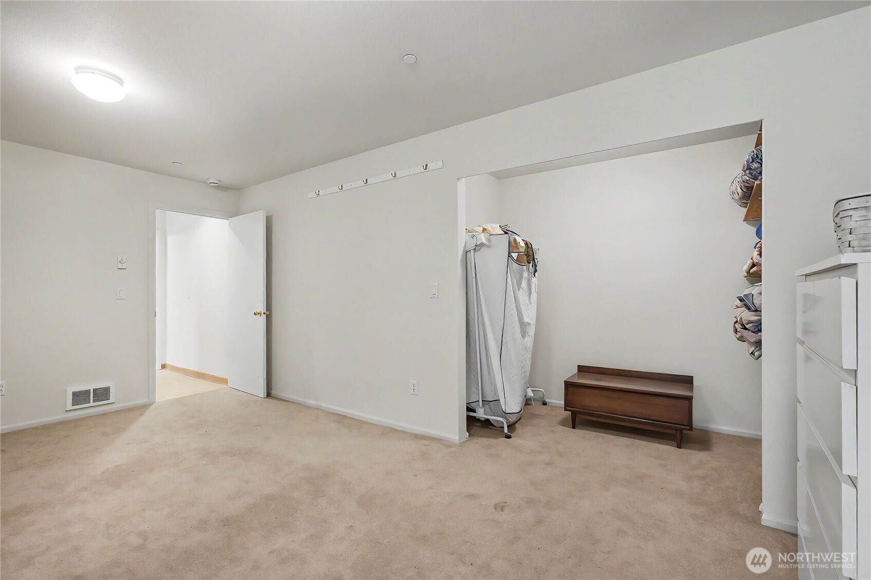 48513 144th Avenue E, Eatonville, WA 98328