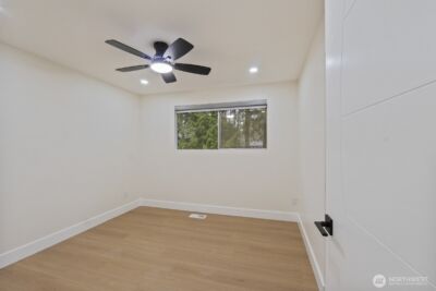 10518 165th Place NE, Redmond, WA 98052-2762 - Photo 17