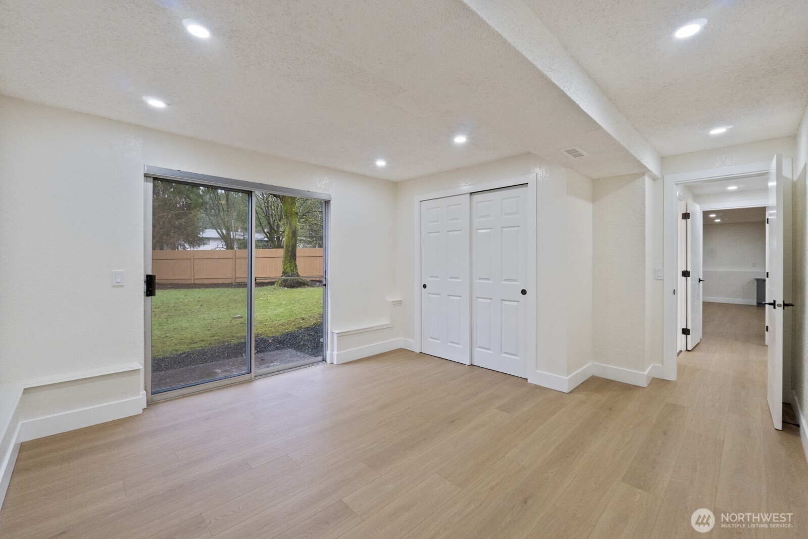 10518 165th Place NE, Redmond, WA 98052-2762