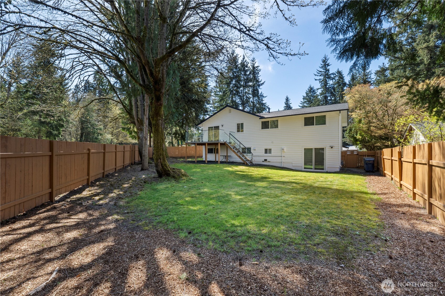 10518 165th Place NE, Redmond, WA 98052-2762
