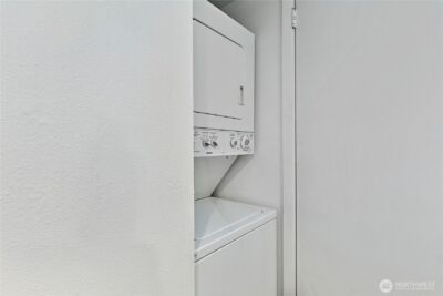 425 Vine Street #610, Seattle, WA 98121 - Photo 17