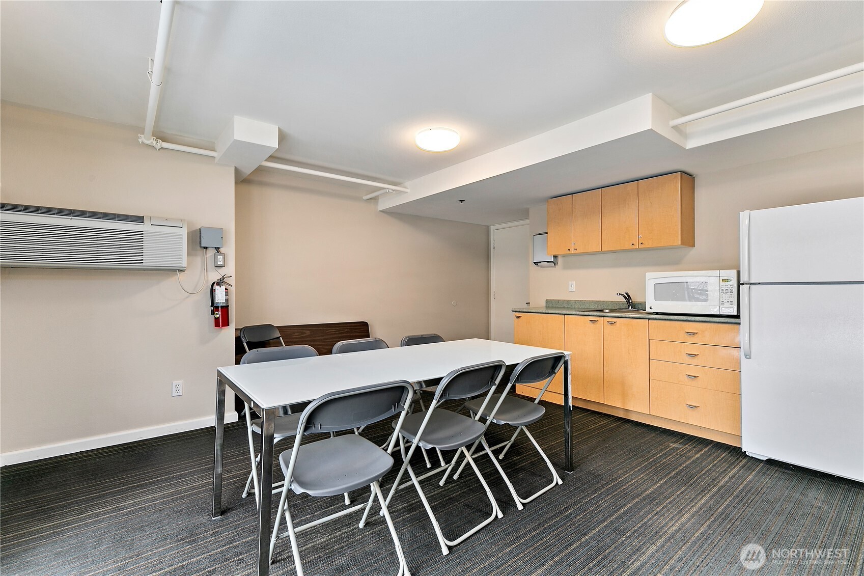 425 Vine Street #610, Seattle, WA 98121