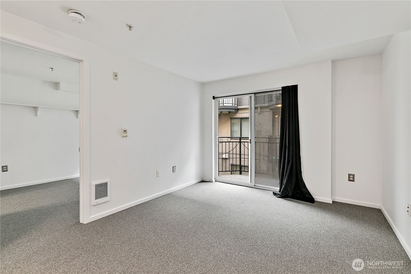 425 Vine Street #610, Seattle, WA 98121