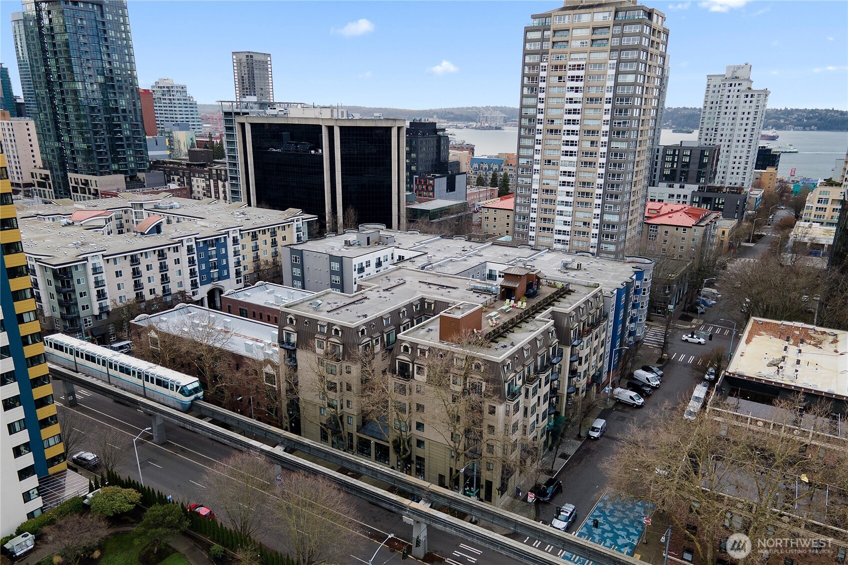 425 Vine Street #610, Seattle, WA 98121