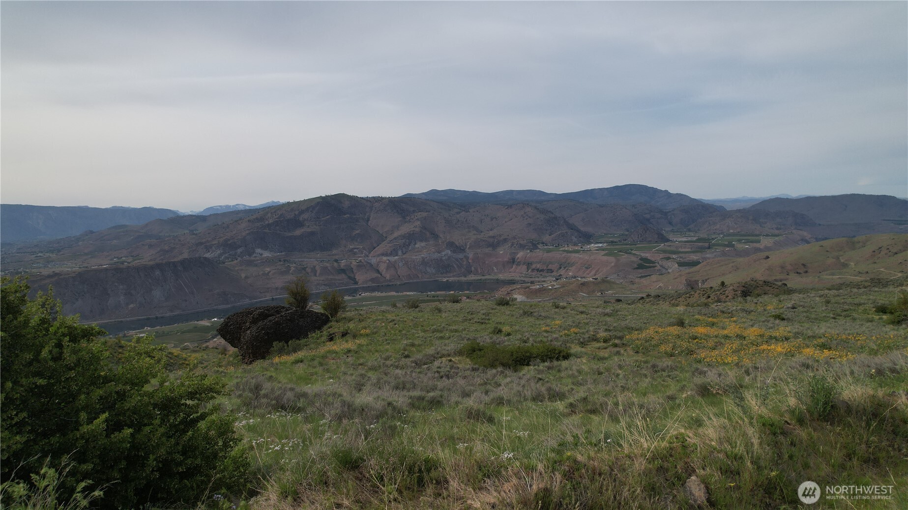 0 Coyote's Curve Road , Orondo, WA 98843