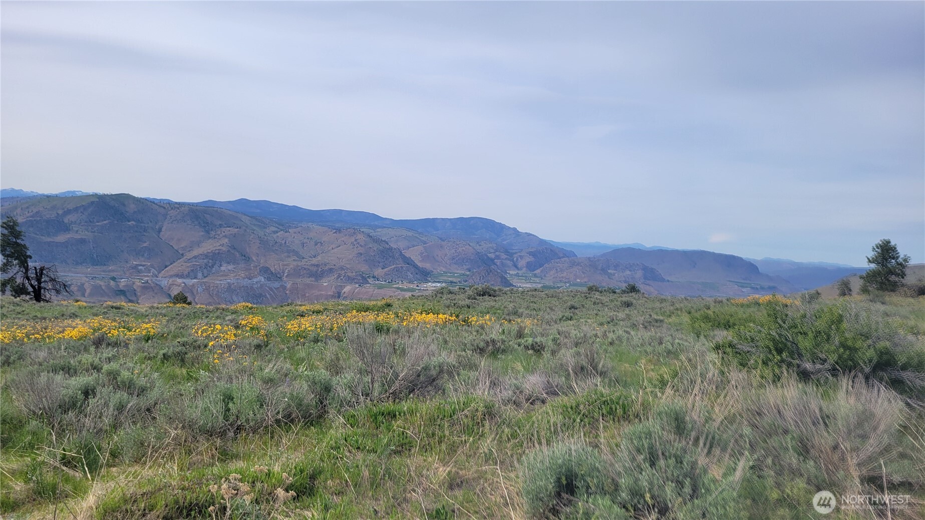 0 Coyote's Curve Road , Orondo, WA 98843