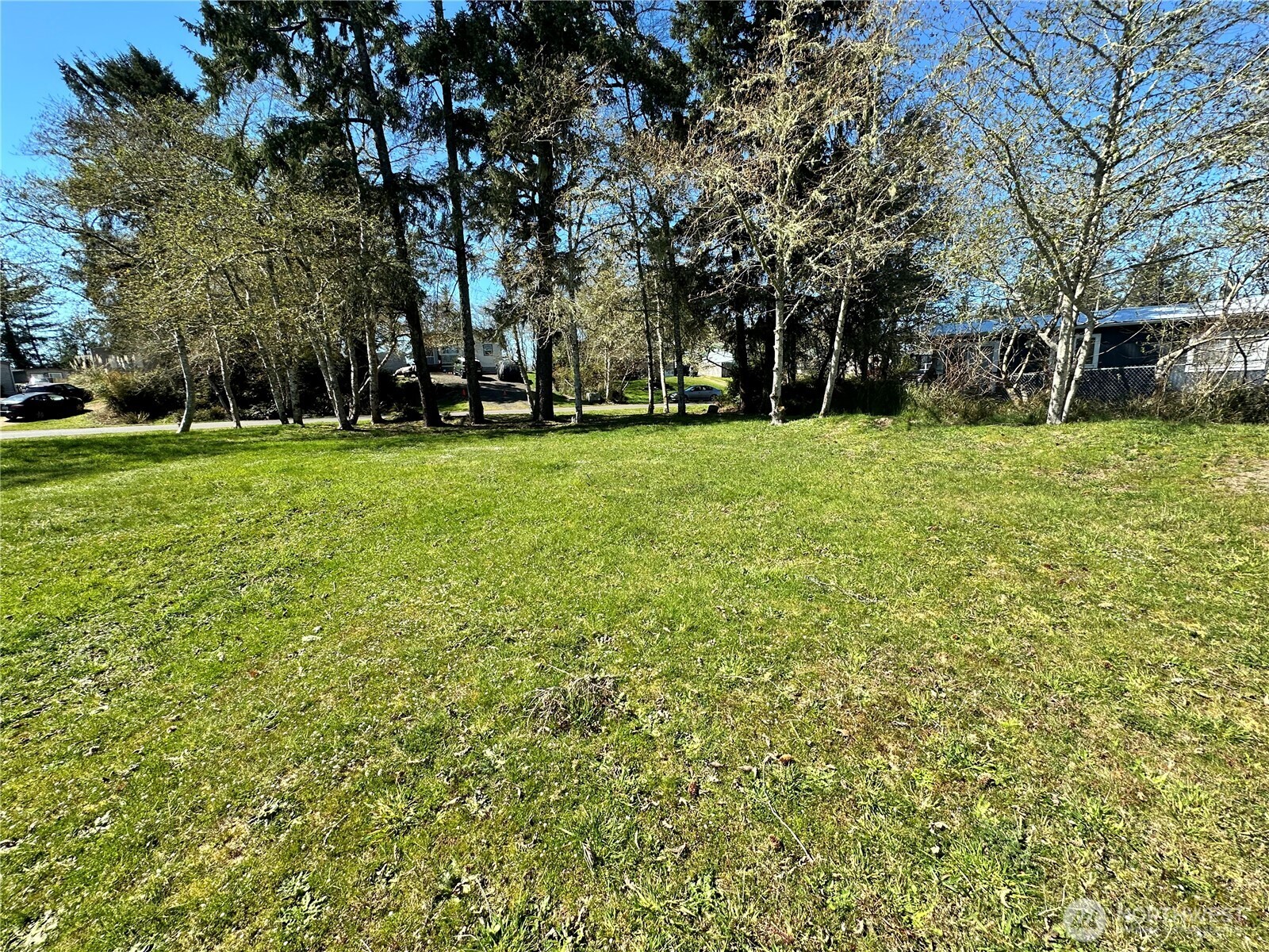 732 Edgewood Avenue NE, Ocean Shores, WA 98569