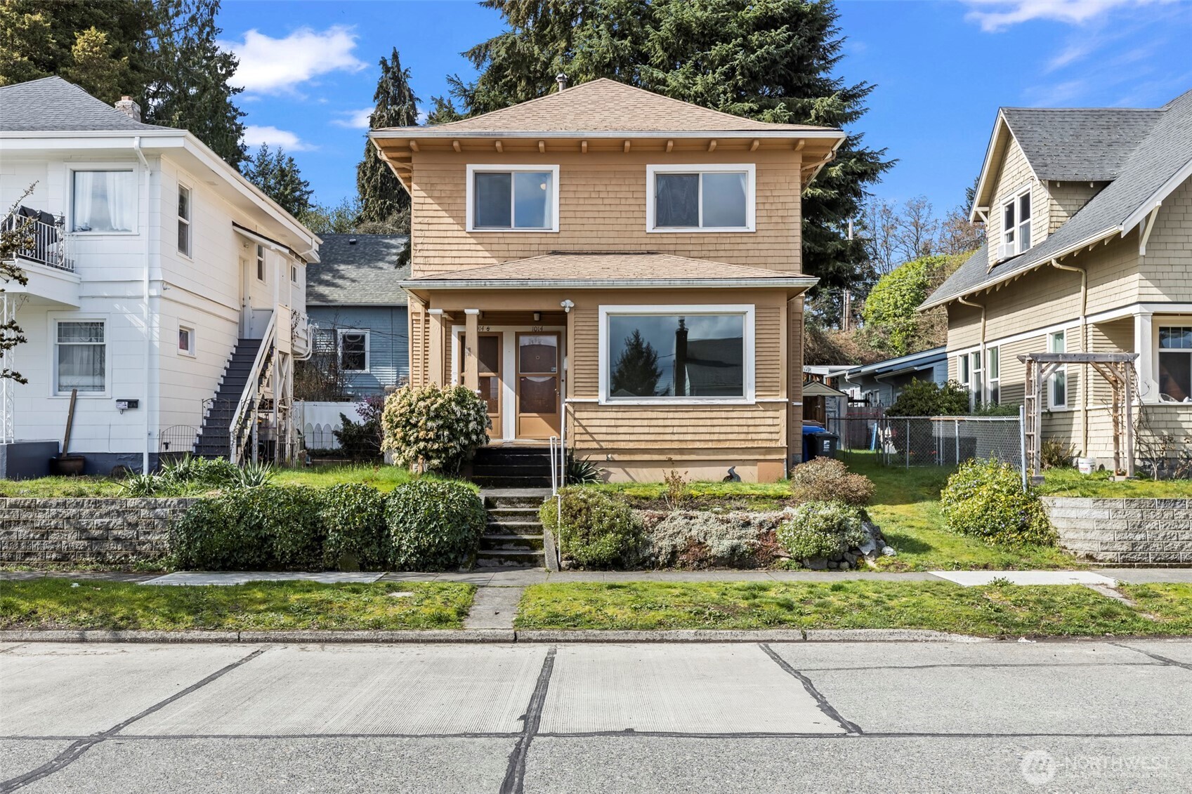 1014 and 1014 1/2 So. Lawrence Street , Tacoma, WA 98405