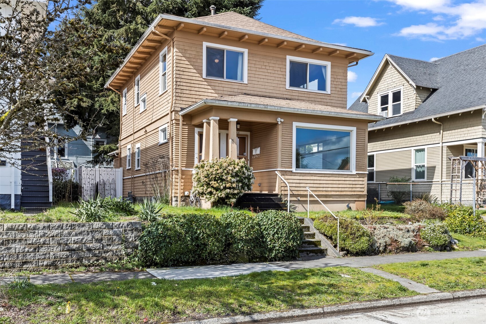 1014 and 1014 1/2 So. Lawrence Street , Tacoma, WA 98405