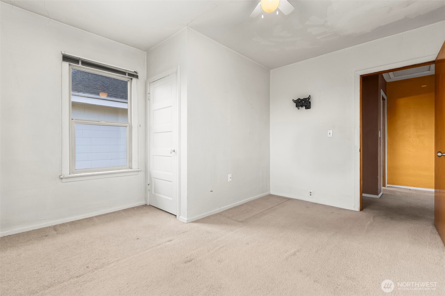 1014 and 1014 1/2 So. Lawrence Street , Tacoma, WA 98405