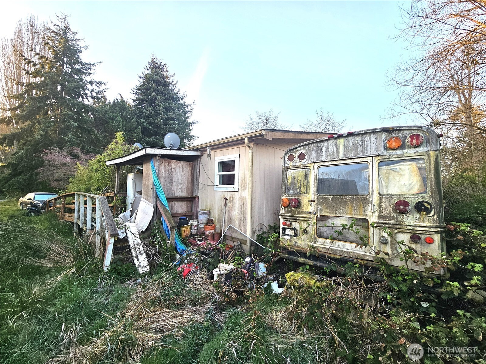 201 Serpentine Avenue , Sequim, WA 98382