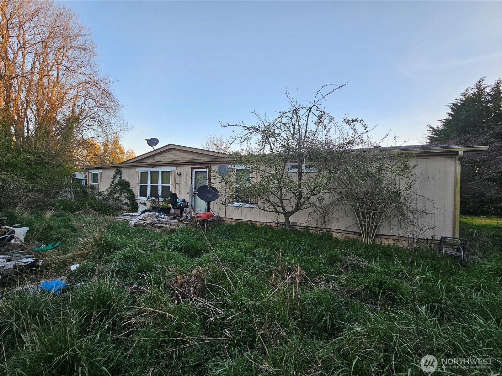 201 Serpentine Avenue , Sequim, WA 98382