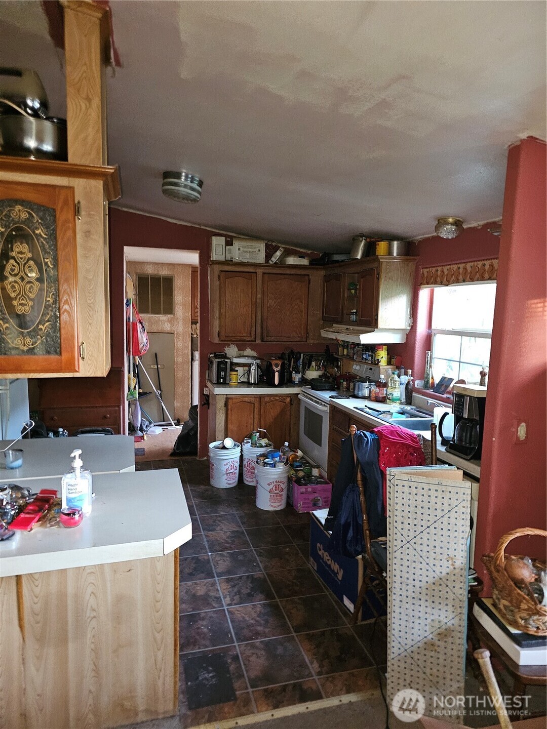 201 Serpentine Avenue , Sequim, WA 98382