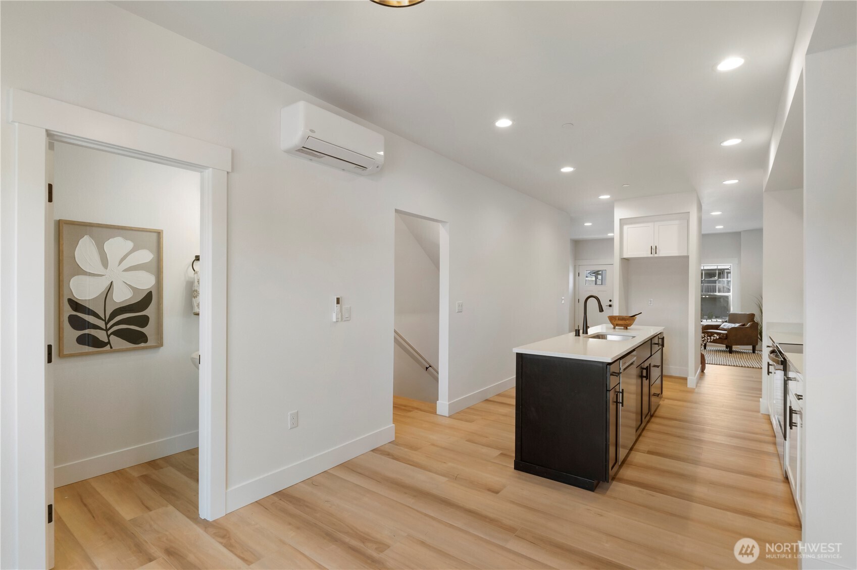 117 Orchard Avenue S #B, Eatonville, WA 98328