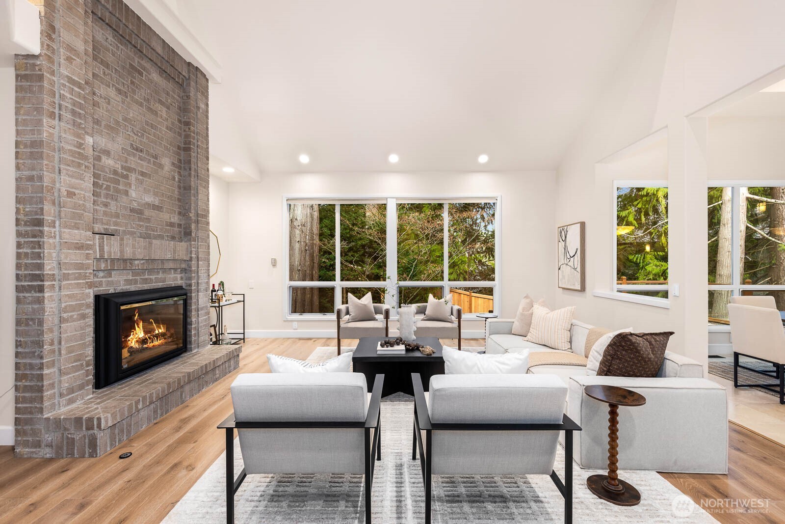 18206 NW Montreux Drive , Issaquah, WA 98027