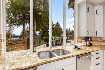 18206 NW Montreux Drive , Issaquah, WA 98027 - Photo 8