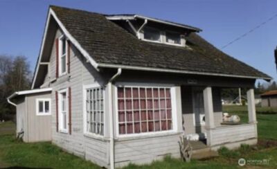 1024 State Route 6 , Raymond, WA 98577