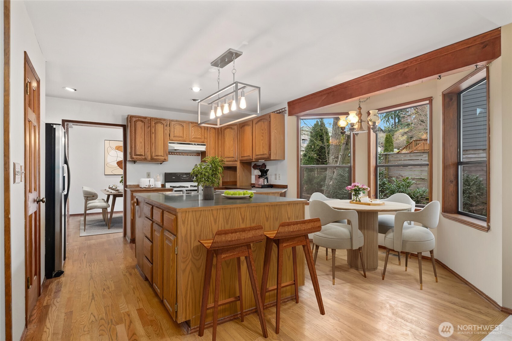 1505 N Lk Stickney Drive , Lynnwood, WA 98087