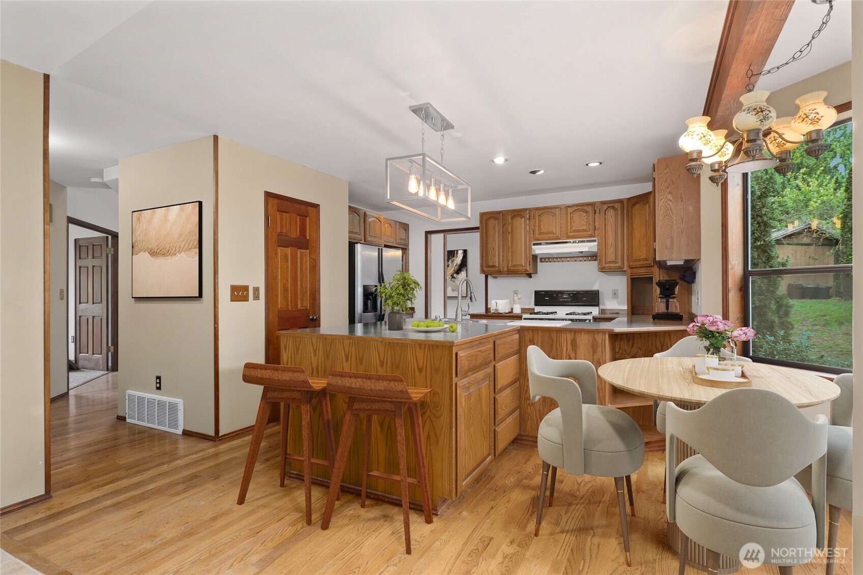 1505 N Lk Stickney Drive , Lynnwood, WA 98087