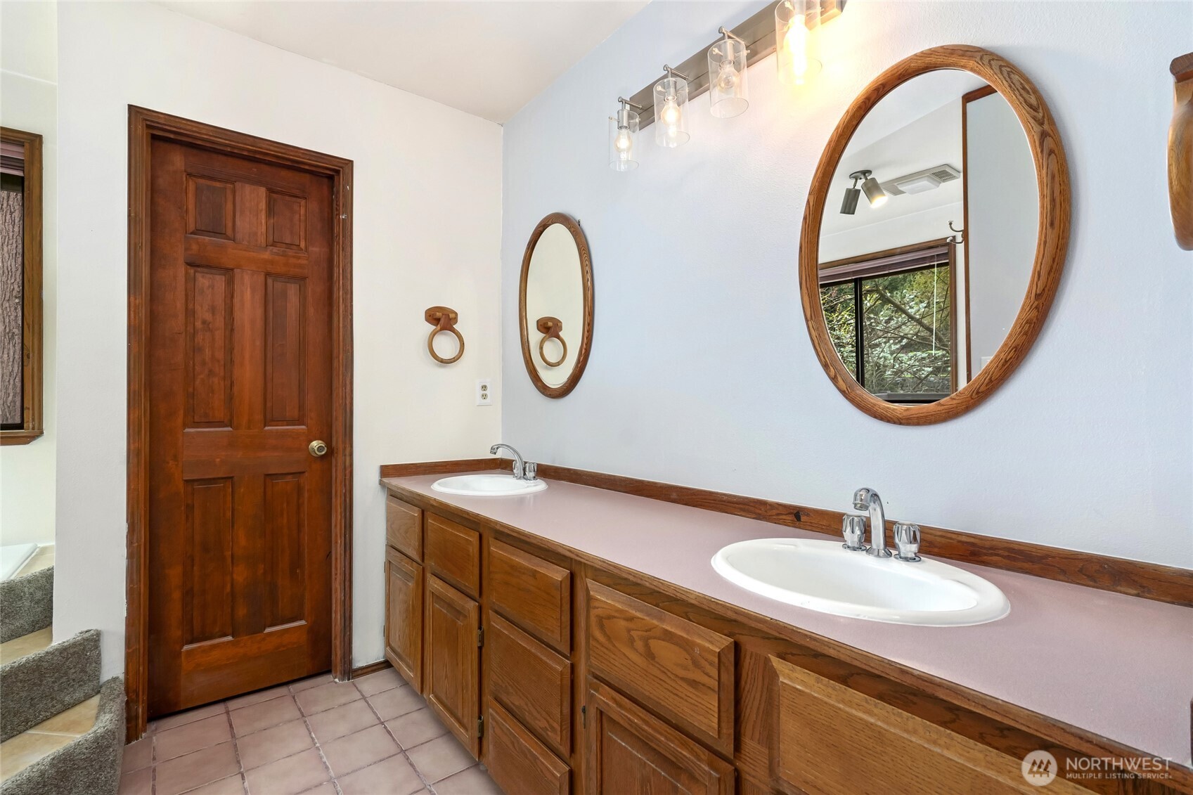 1505 N Lk Stickney Drive , Lynnwood, WA 98087