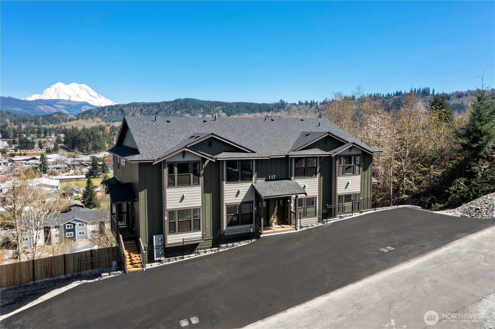 117 Orchard Avenue S #C, Eatonville, WA 98328