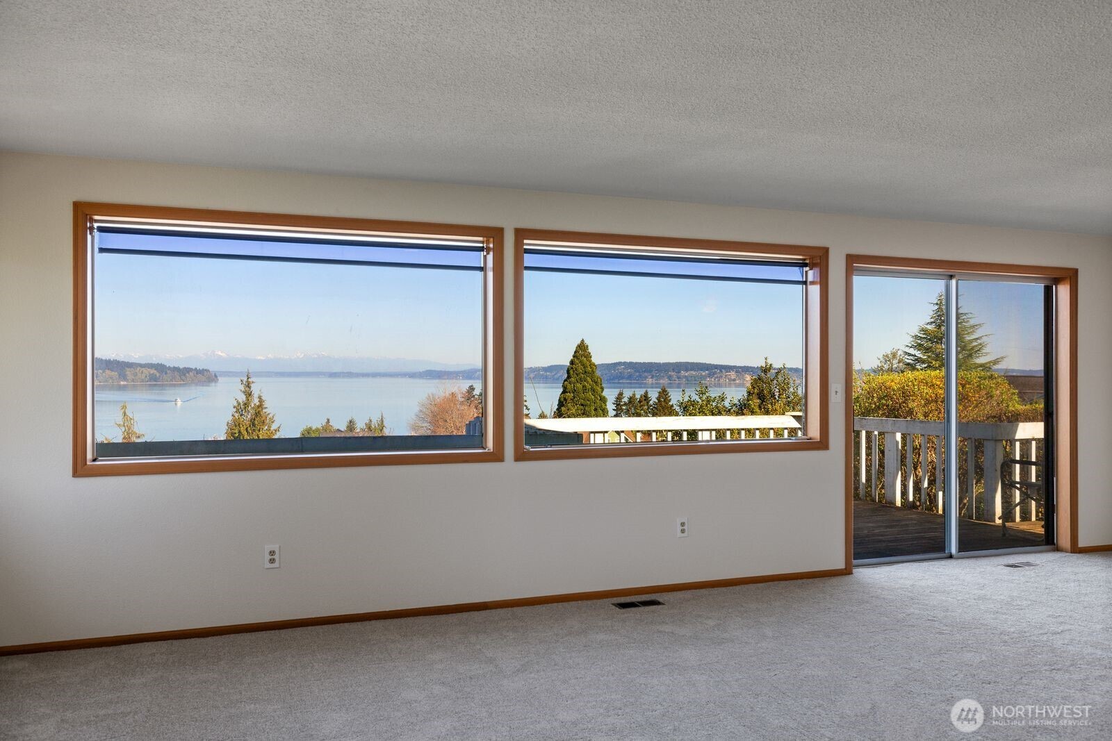 1411 Nisqually Street , Steilacoom, WA 98388