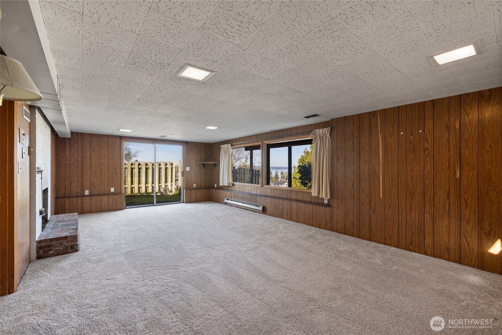 1411 Nisqually Street , Steilacoom, WA 98388