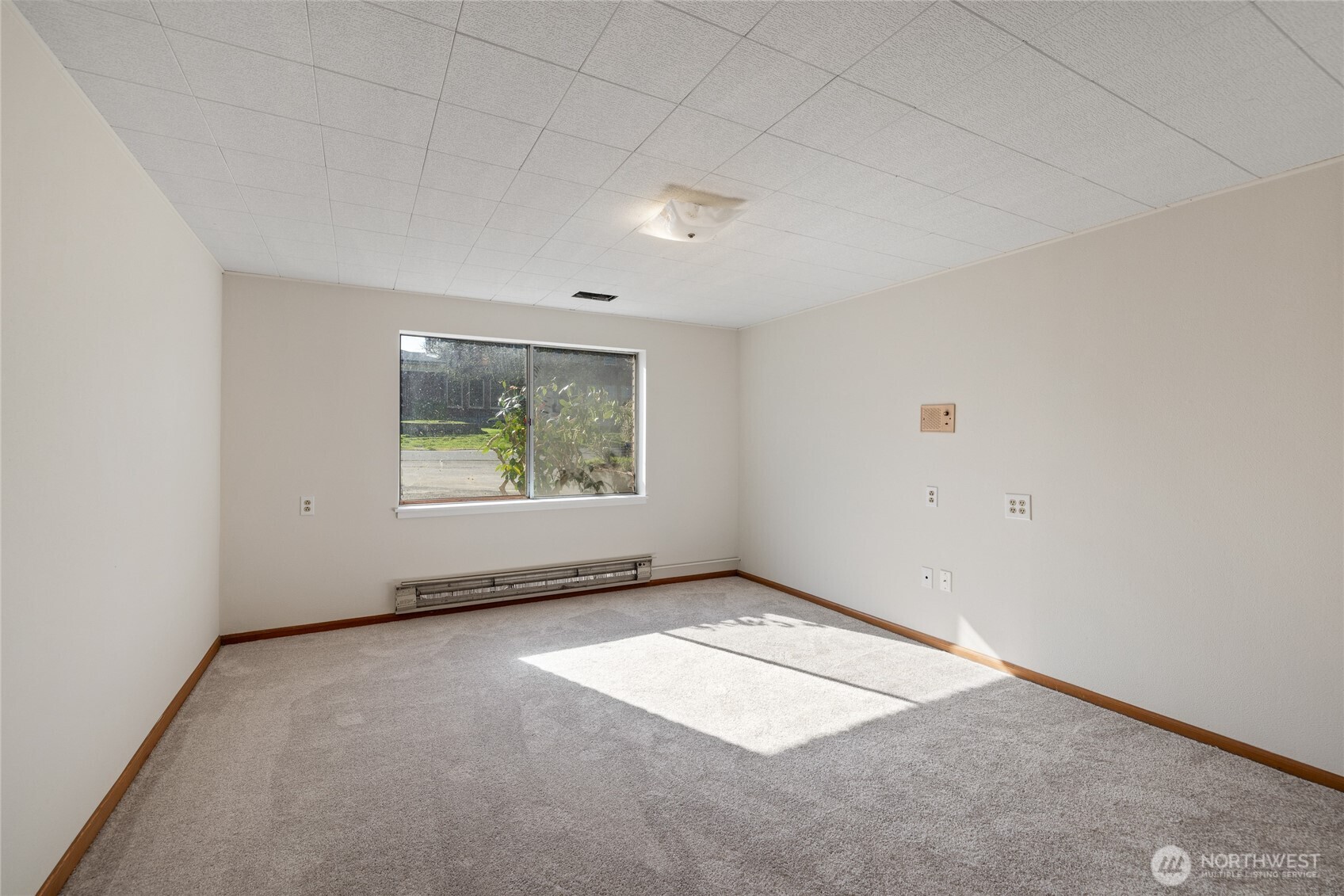 1411 Nisqually Street , Steilacoom, WA 98388