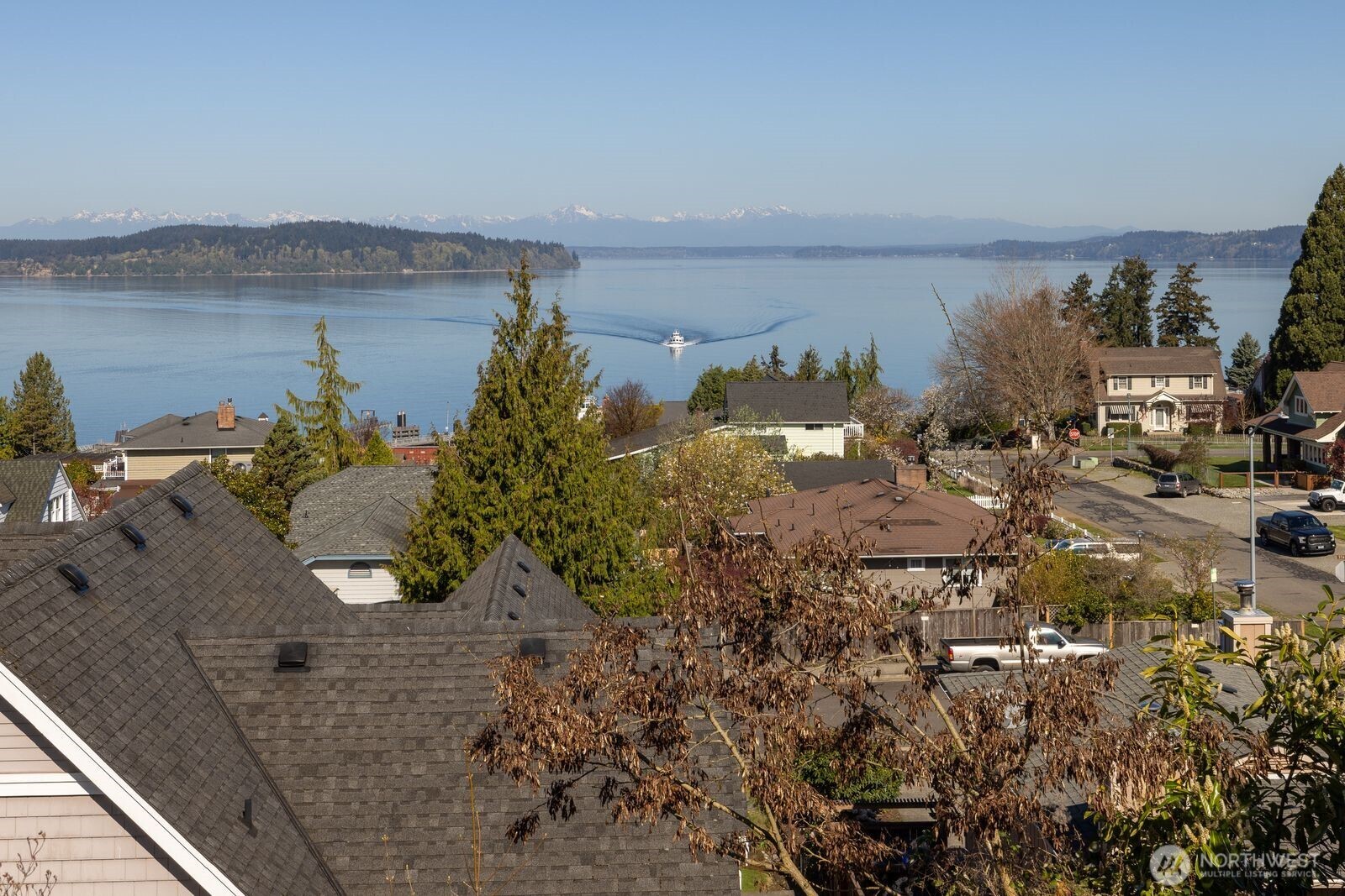 1411 Nisqually Street , Steilacoom, WA 98388