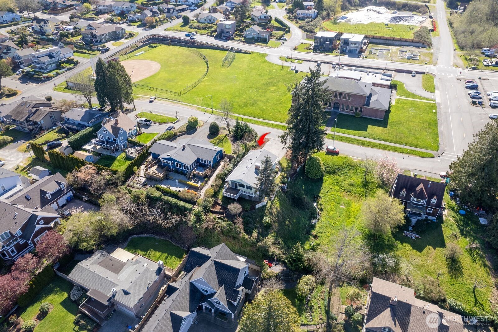 1411 Nisqually Street , Steilacoom, WA 98388