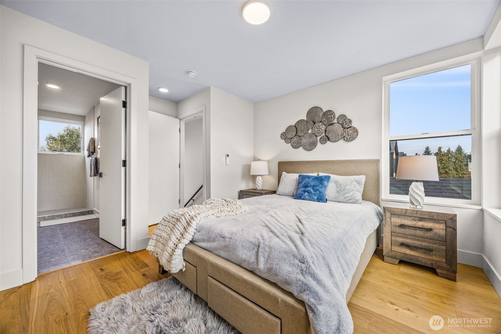 8547 Evanston Avenue N, Seattle, WA 98103