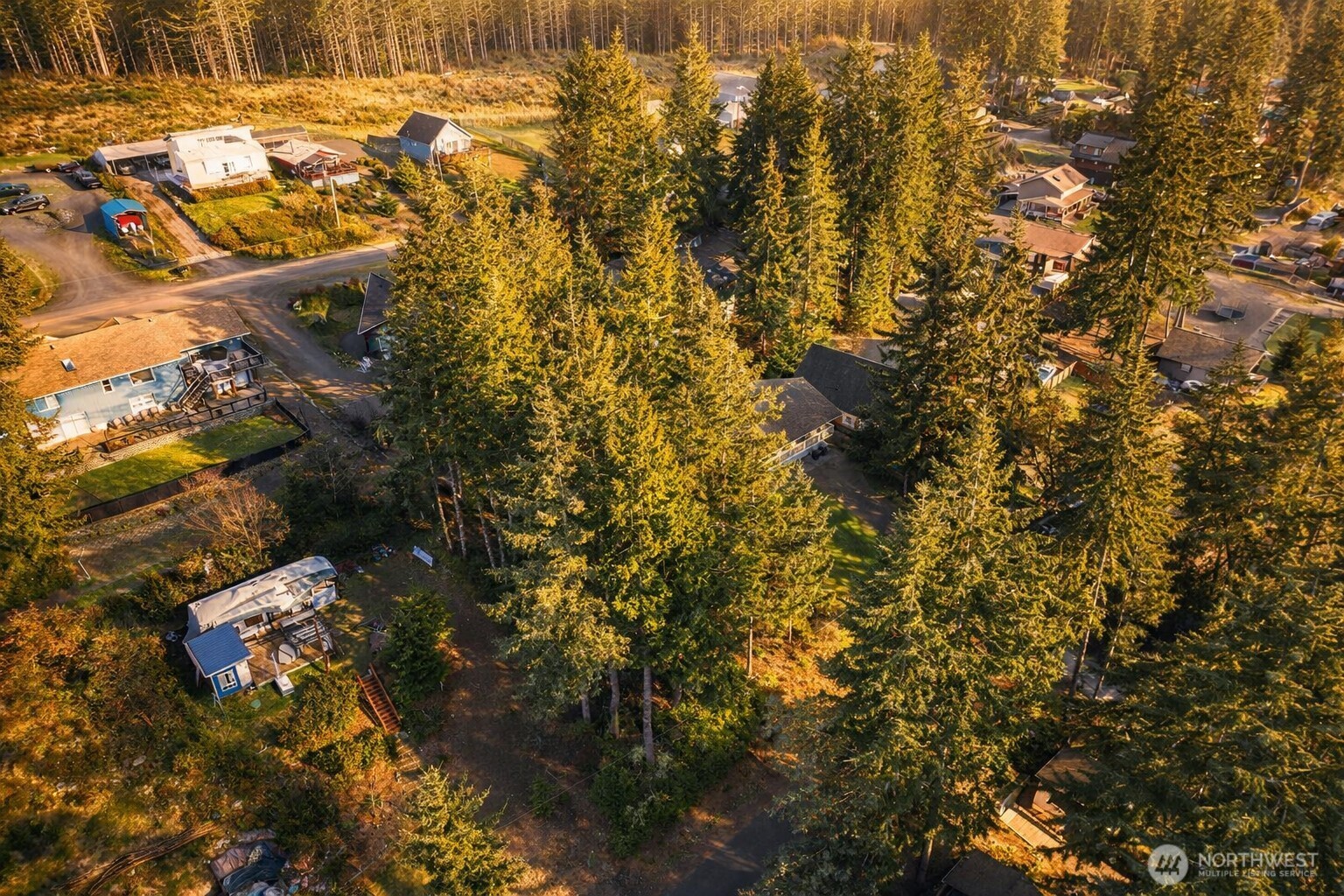 90 E Lakeview Drive , Shelton, WA 98584