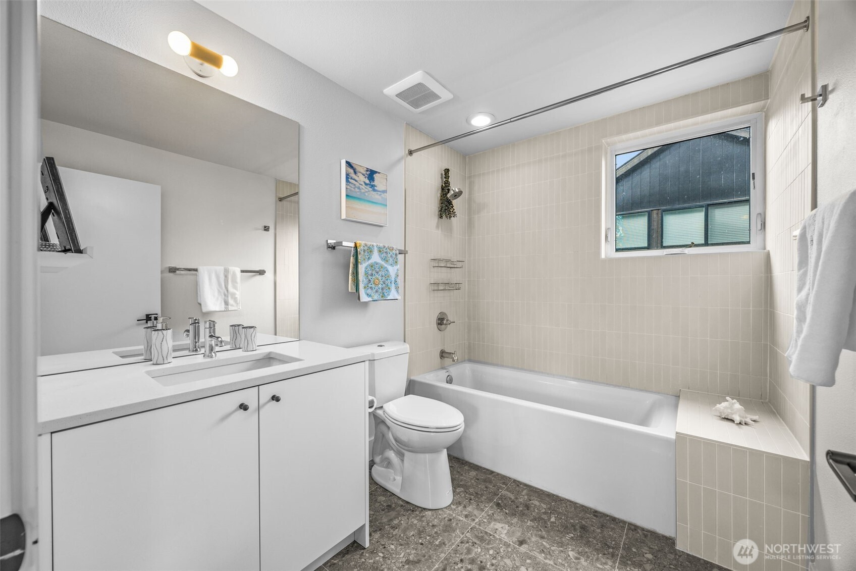 8547 Evanston Avenue N, Seattle, WA 98103