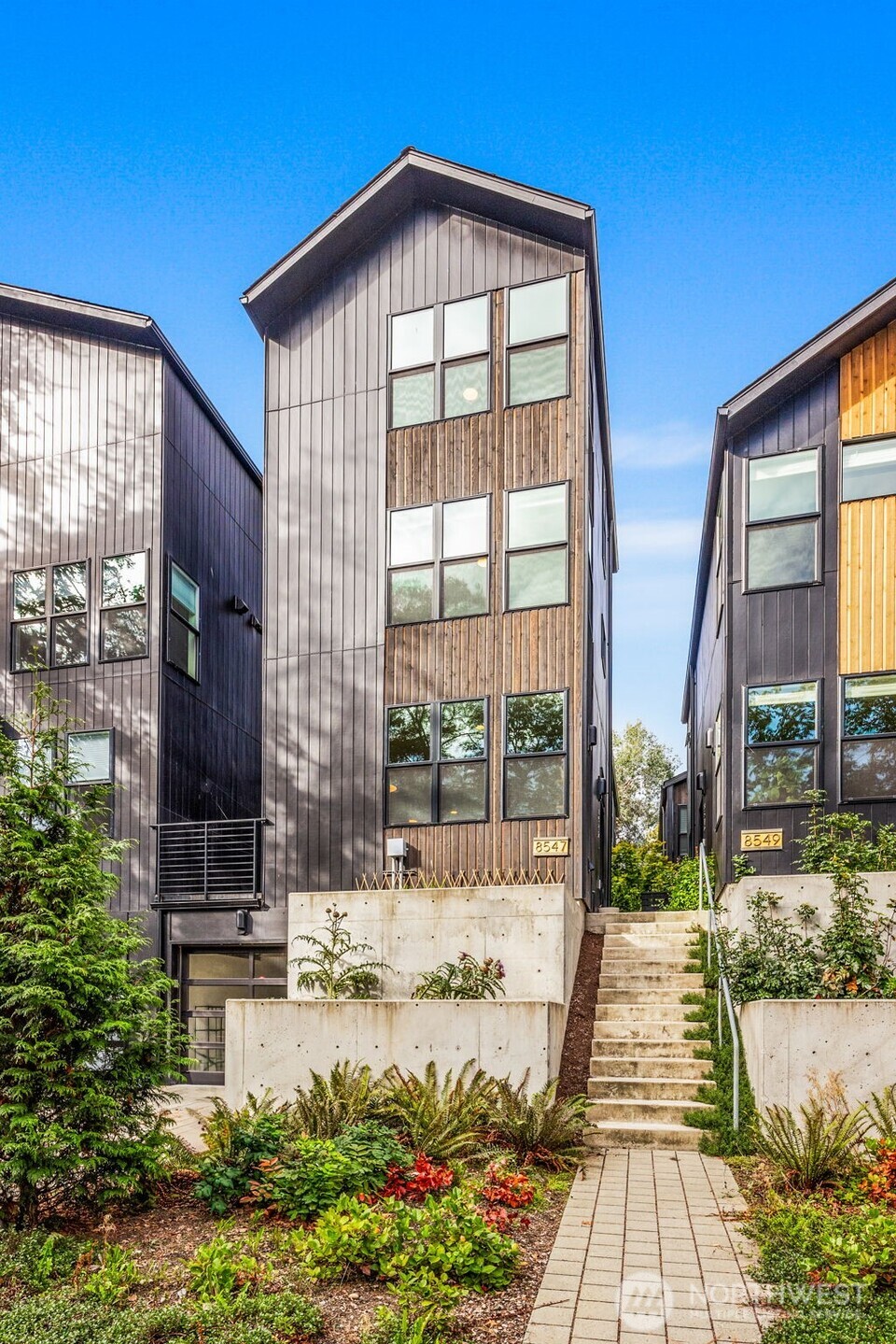 8547 Evanston Avenue N, Seattle, WA 98103