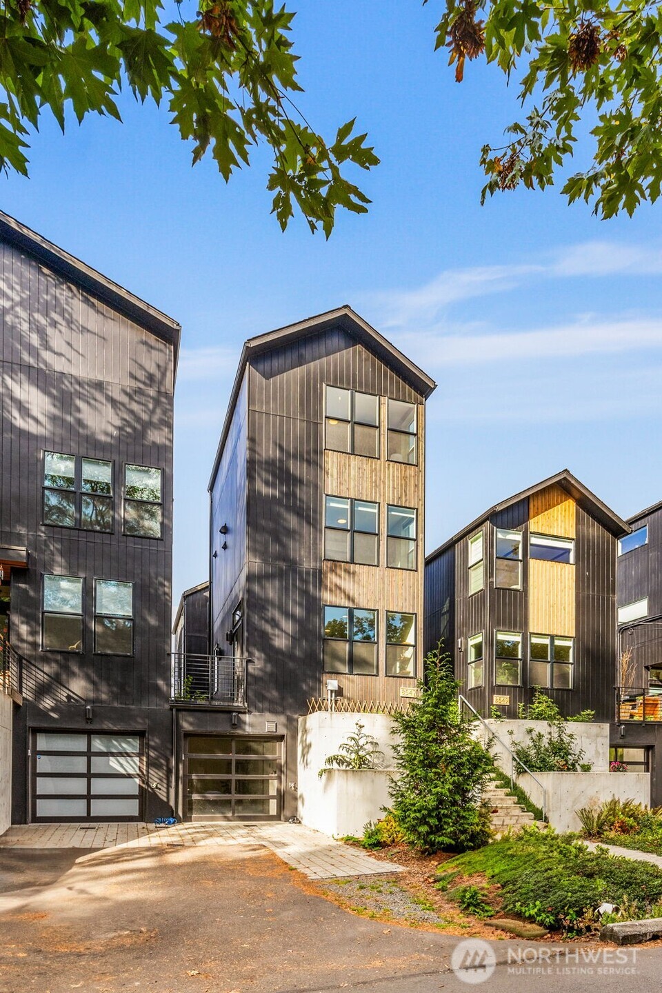 8547 Evanston Avenue N, Seattle, WA 98103