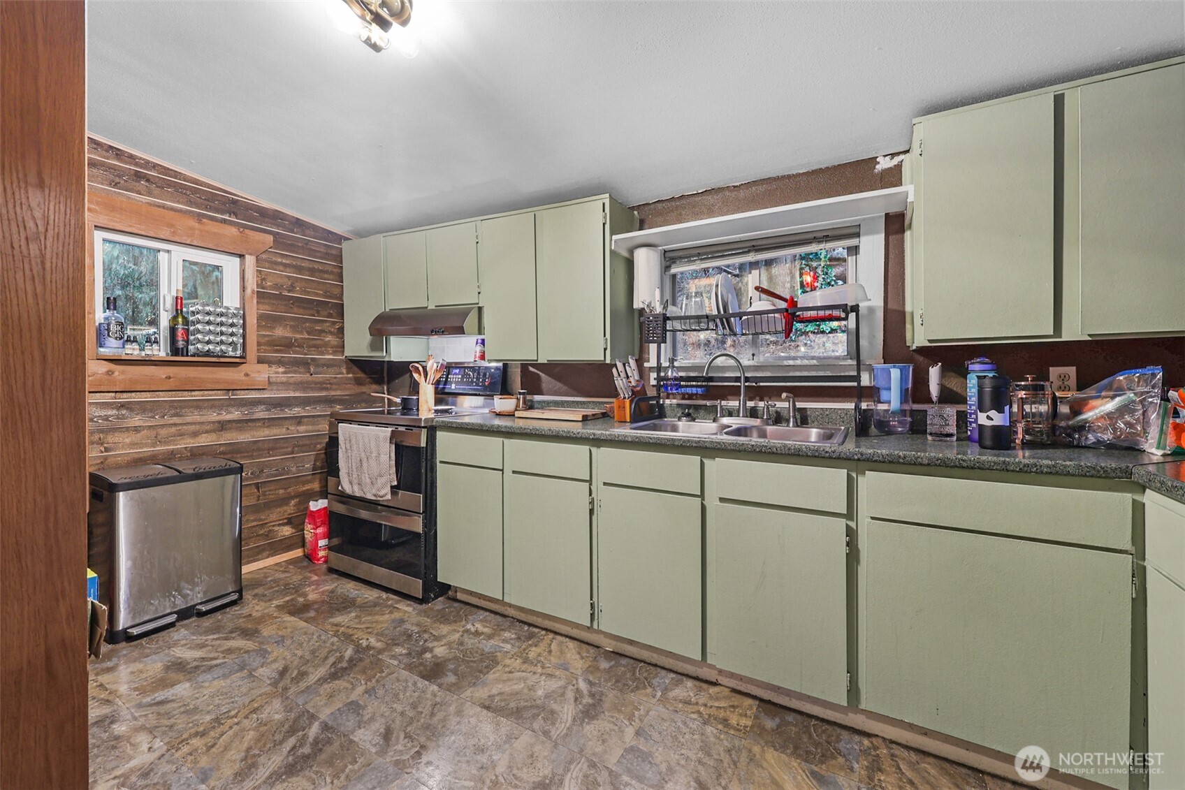 13109 Crystal Springs Dr , Granite Falls, WA 98252
