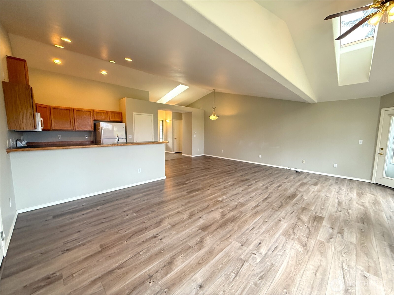 381 Dolphin Avenue NE, Ocean Shores, WA 98569