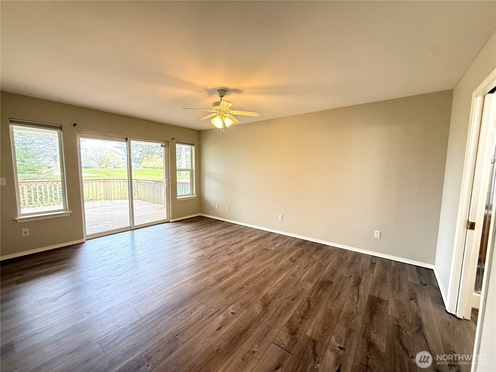 381 Dolphin Avenue NE, Ocean Shores, WA 98569