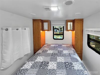 203 1 Fireside Lodge , Deming, WA 98266 - Photo 14