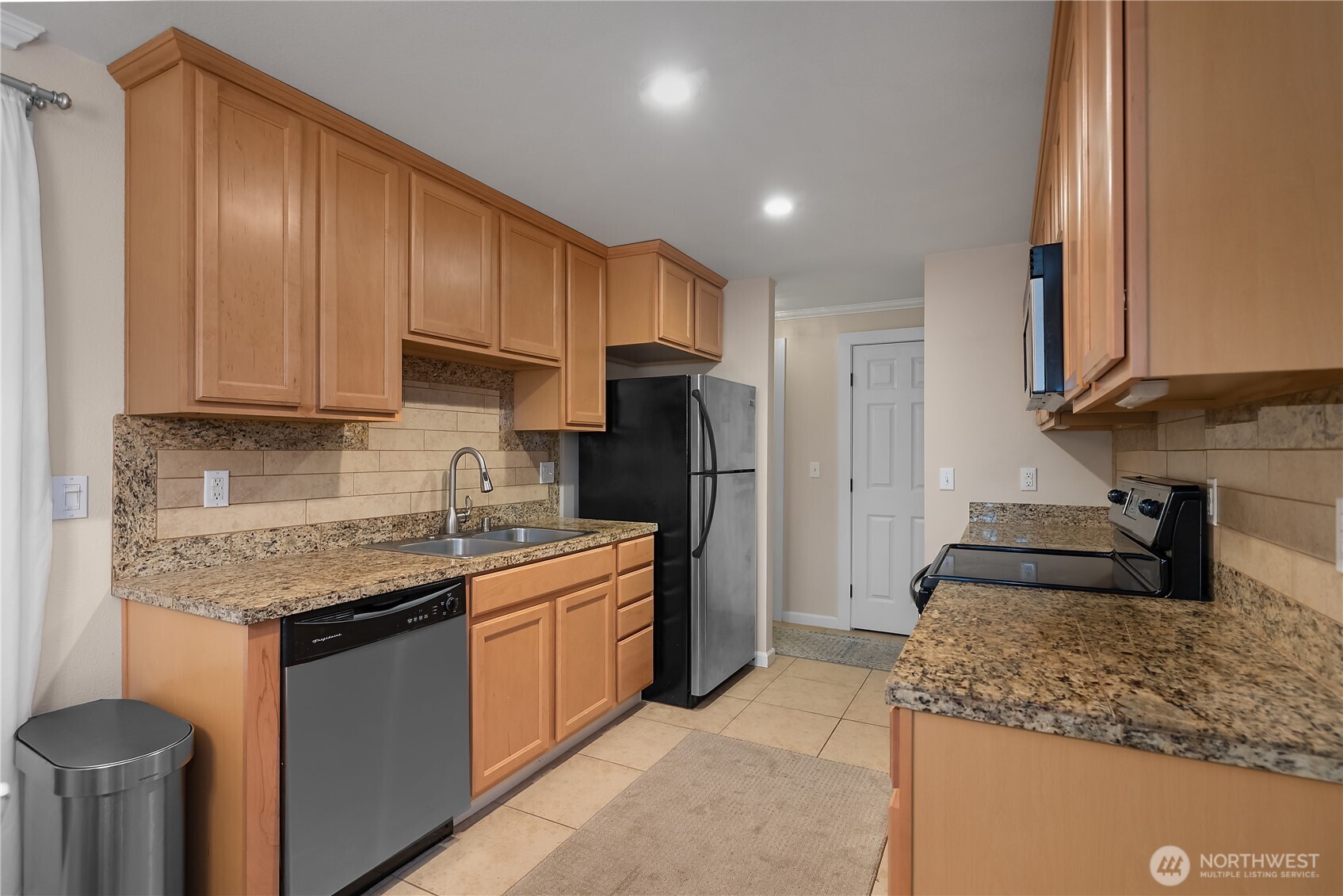 4605 56th Street NW #1C, Gig Harbor, WA 98335