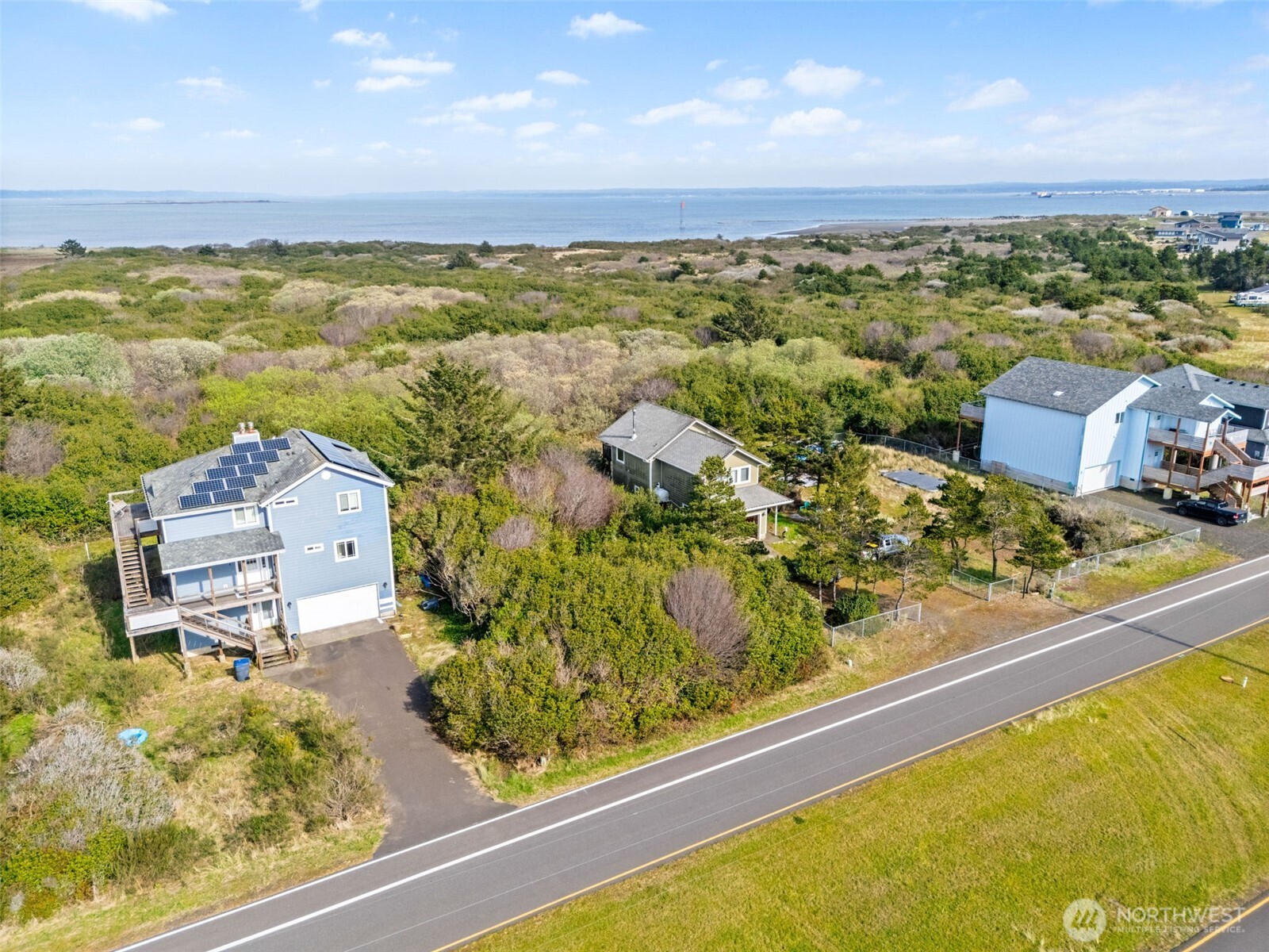 1268 E Ocean Shores Boulevard SW, Ocean Shores, WA 98569
