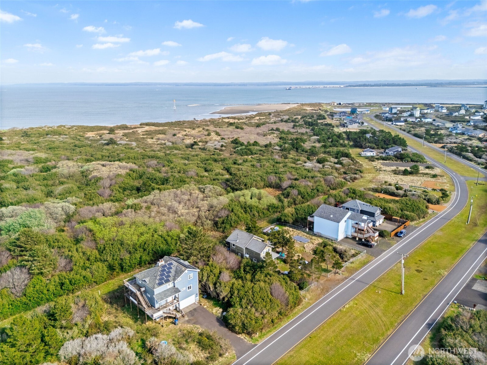1268 E Ocean Shores Boulevard SW, Ocean Shores, WA 98569
