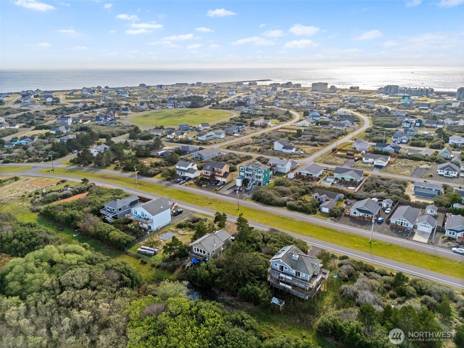 1268 E Ocean Shores Boulevard SW, Ocean Shores, WA 98569