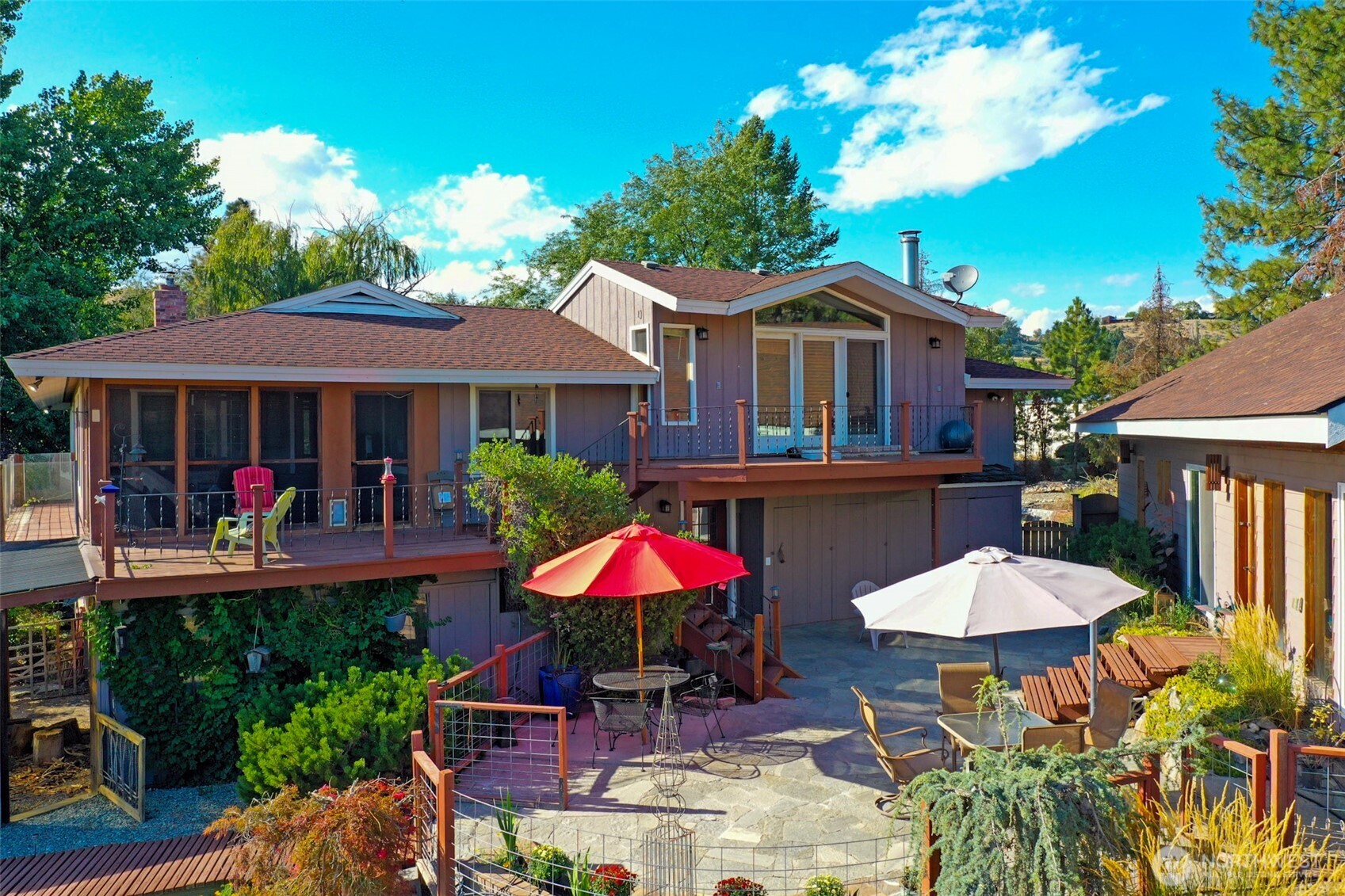 725 Okoma Drive , Omak, WA 98841