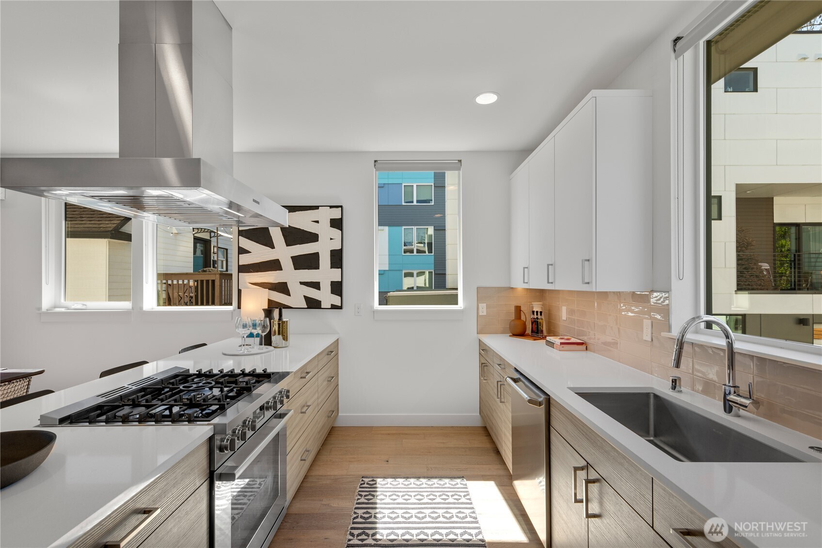 1431 22nd Avenue , Seattle, WA 98122