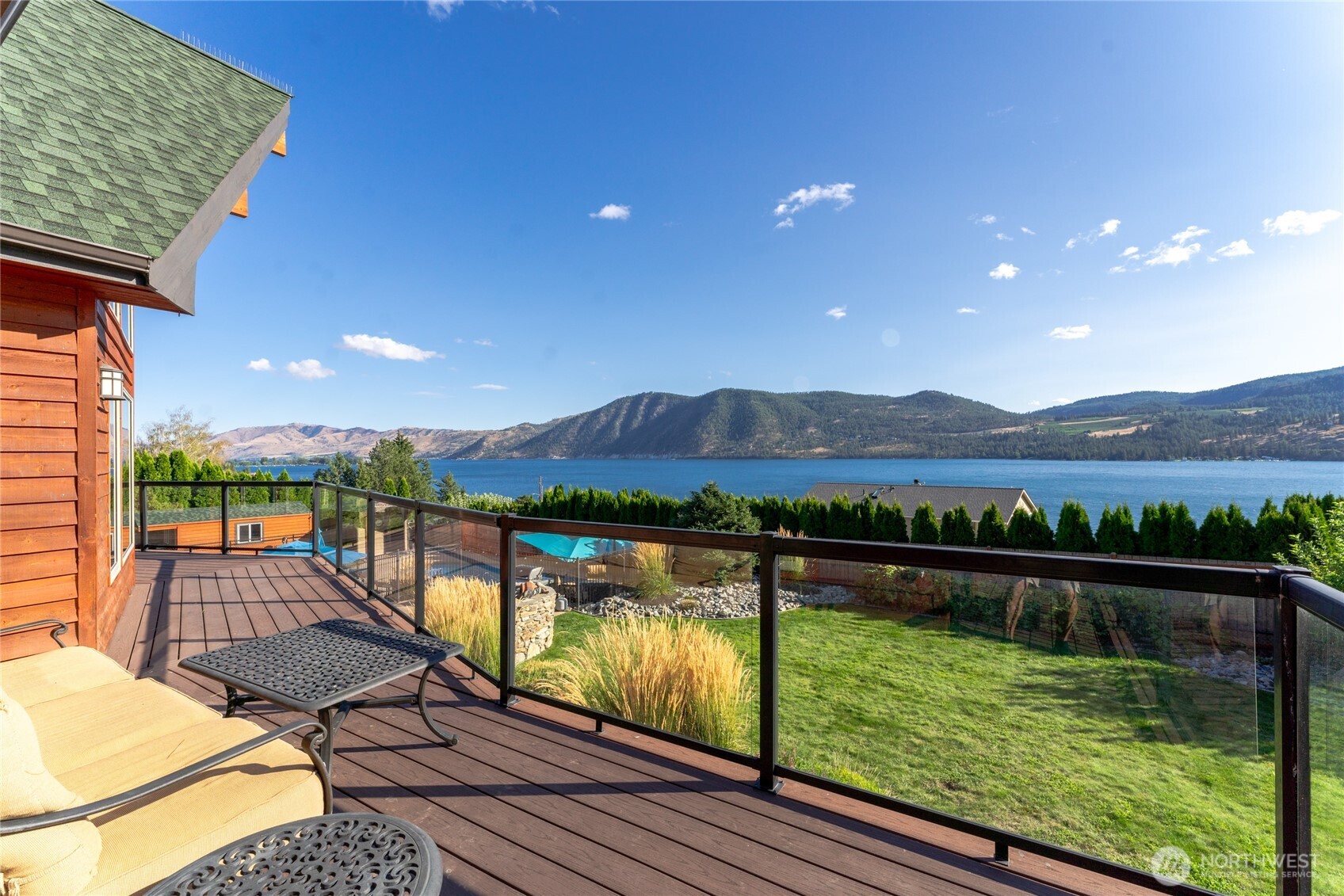 1995 Lakeshore Drive , Manson, WA 98831