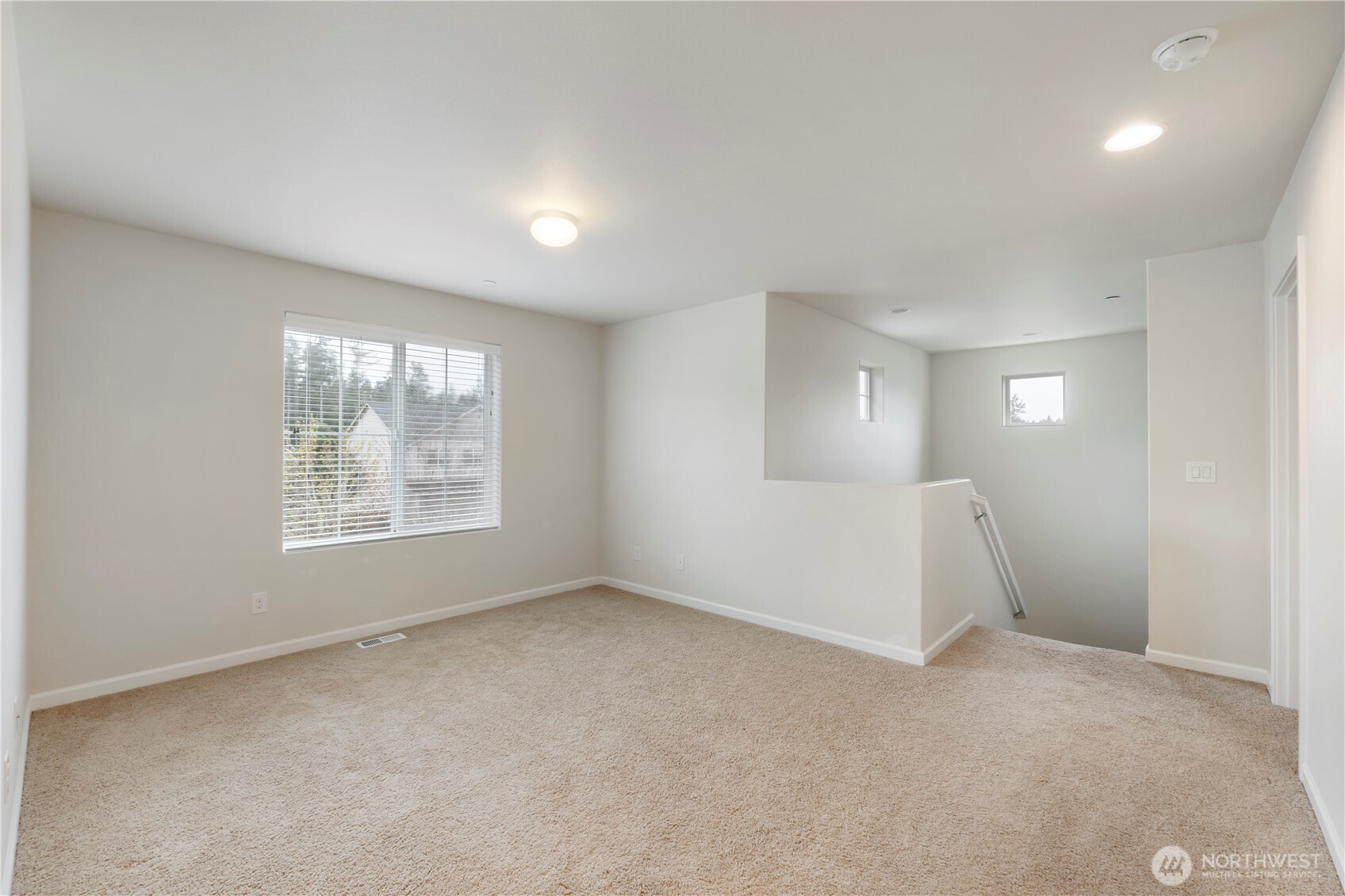 4414 Goldcrest Drive NW, Olympia, WA 98502-9018